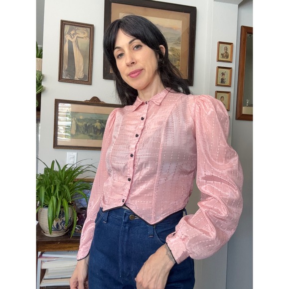 Vintage Tops - Vintage 70s prairie style Pink Cropped lurex thread Blouse Black Trim Button up
